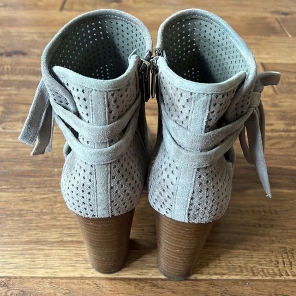 Sam Edelman Ellery Open Toe Bootie in Putty Perforated Suede Size 8 - Picture 10 of 14